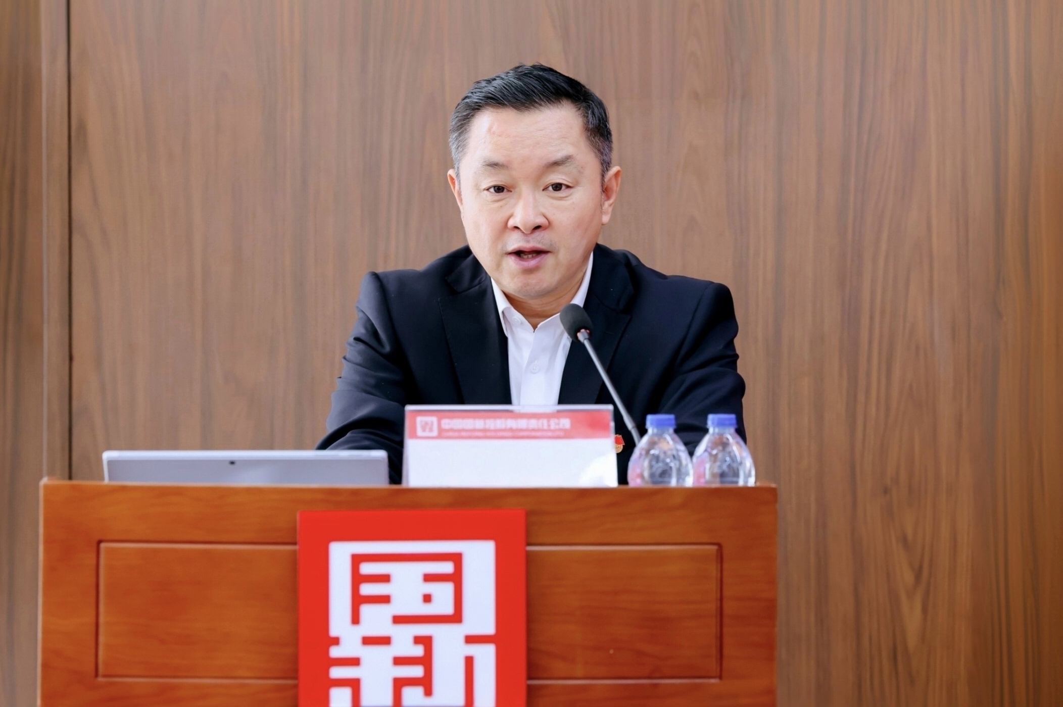 b2c721271e9a47a78a912ede73ce57b5