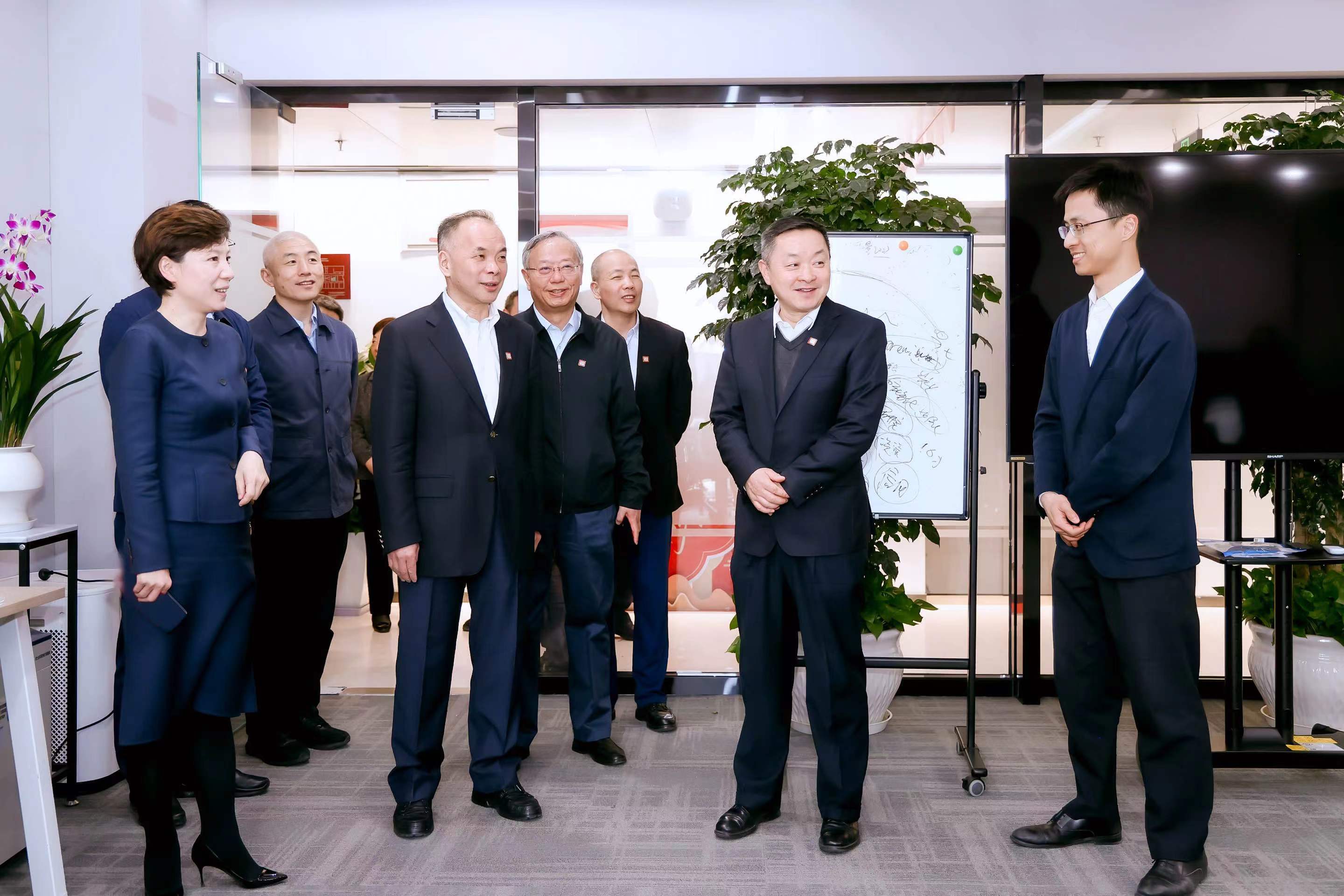 87bb060635544c1f8780e486034bd477