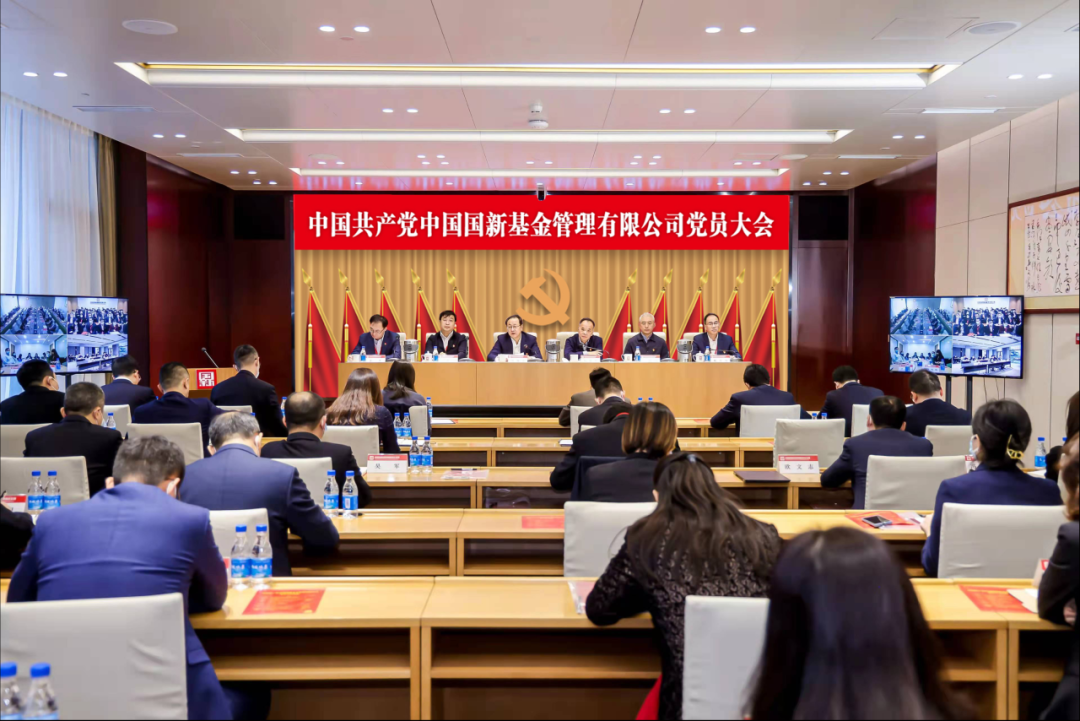 87320e8e382447a3bda8dde5130c6566