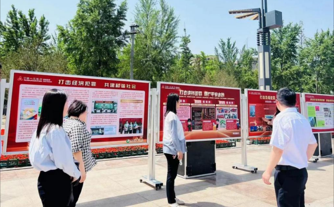 9e086edf6fff406b974126e7abf4fad7 9e086edf6fff406b974126e7abf4fad7