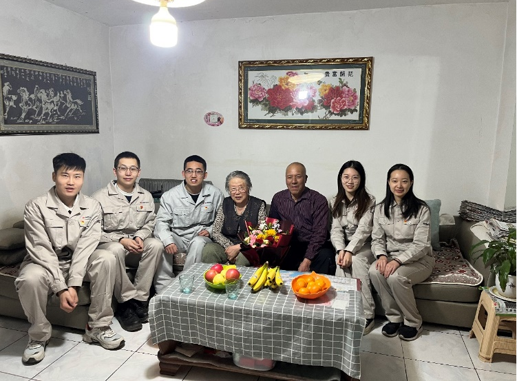 bb35a550d2b44bc69a6aaad161e9ef1a