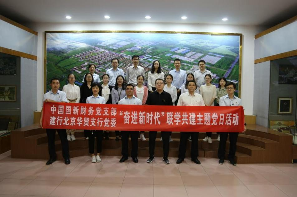 aa06cdb73e4544aa96c7cdc1b85369c3