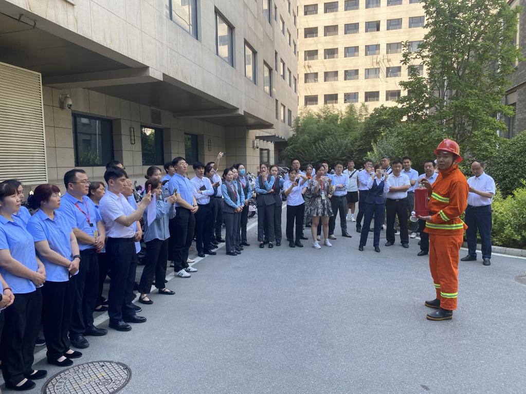 a192f682-f273-479e-bdee-3adac8f06780image1