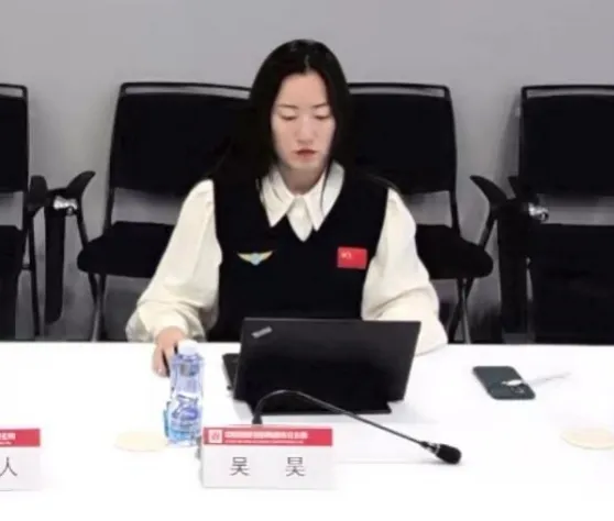 7031d31c2e2544129fe6239922674601