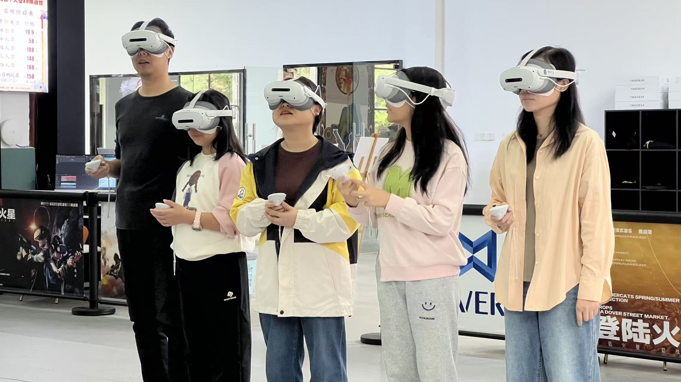 72820826507d42a59453f4b0e01154b9