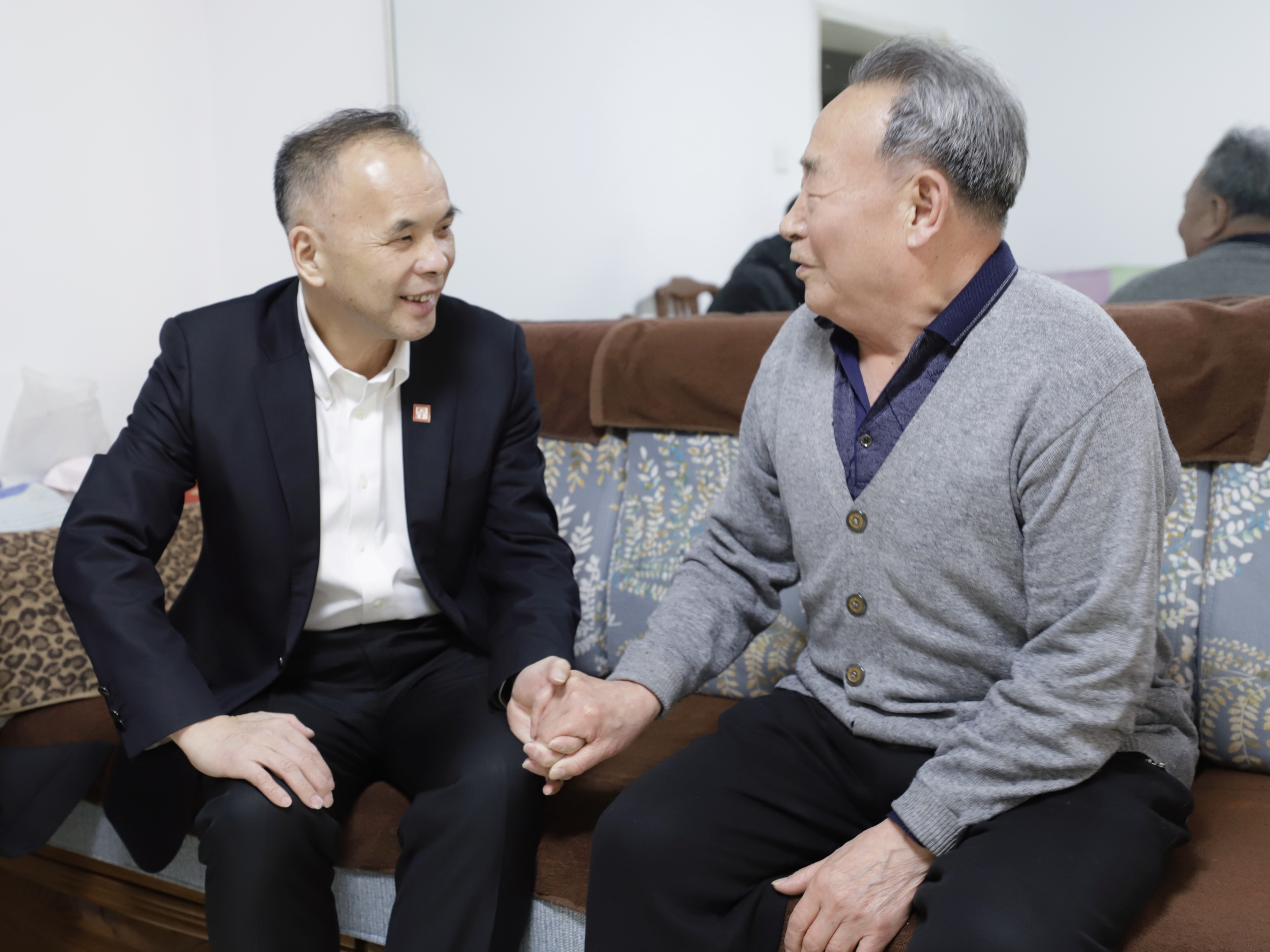 52b815fffd574212847ed4b032fe8ea9