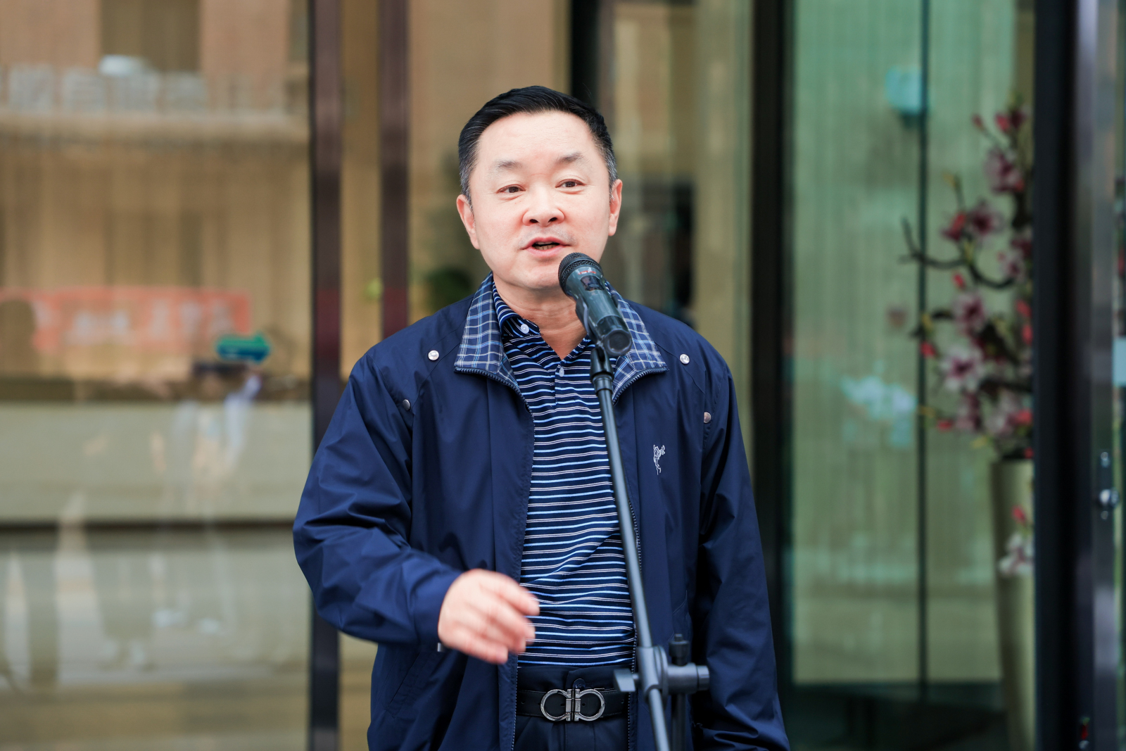 0df6dac140a2477681f7f9ccf89ab68e 0df6dac140a2477681f7f9ccf89ab68e