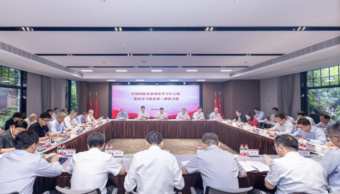 eff697bd-f9ac-4a43-97c2-0298fdd82708image1