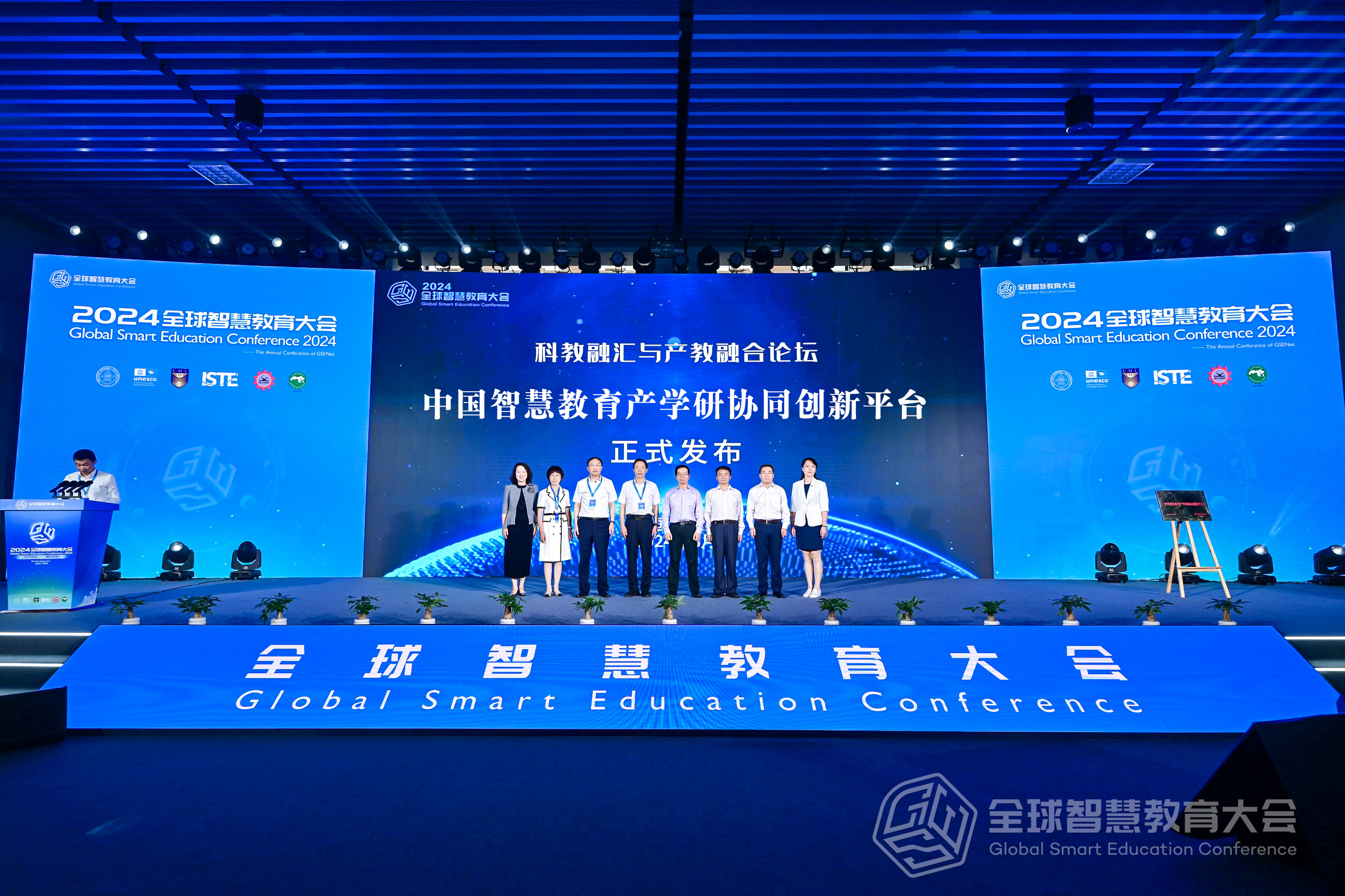 35e254e171734b43b3b08a74a1a11b2d 35e254e171734b43b3b08a74a1a11b2d