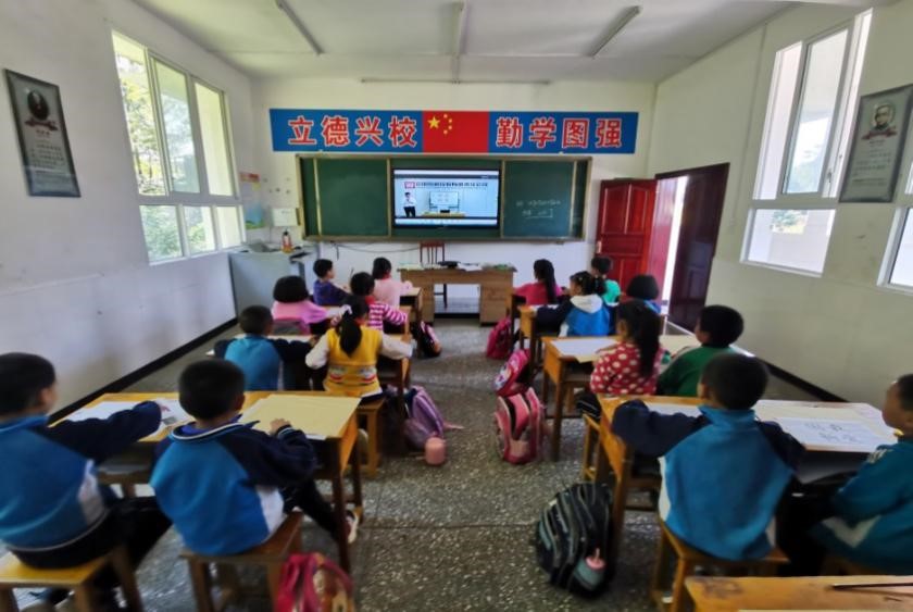 EMC�ױ���(�й�)�����ٷ���վ-EMC SPORTS