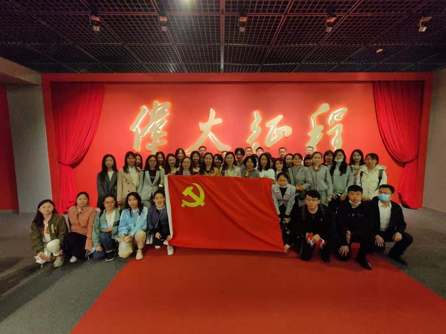 EMC�ױ���(�й�)�����ٷ���վ-EMC SPORTS