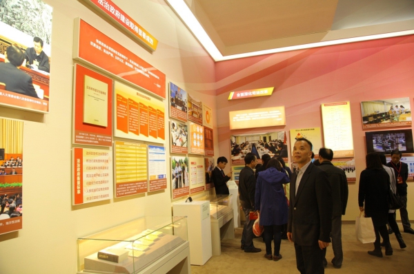 EMC�ױ���(�й�)�����ٷ���վ-EMC SPORTS