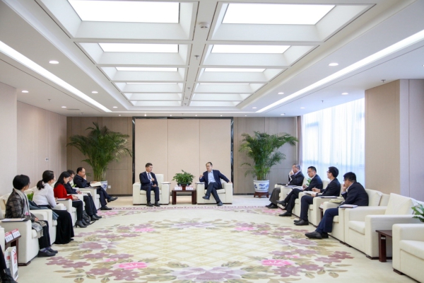 EMC�ױ���(�й�)�����ٷ���վ-EMC SPORTS