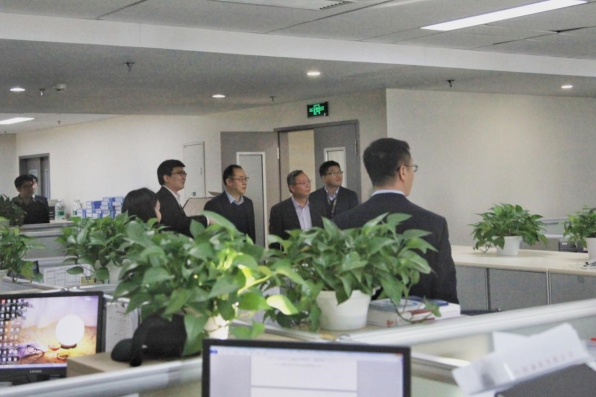 EMC�ױ���(�й�)�����ٷ���վ-EMC SPORTS