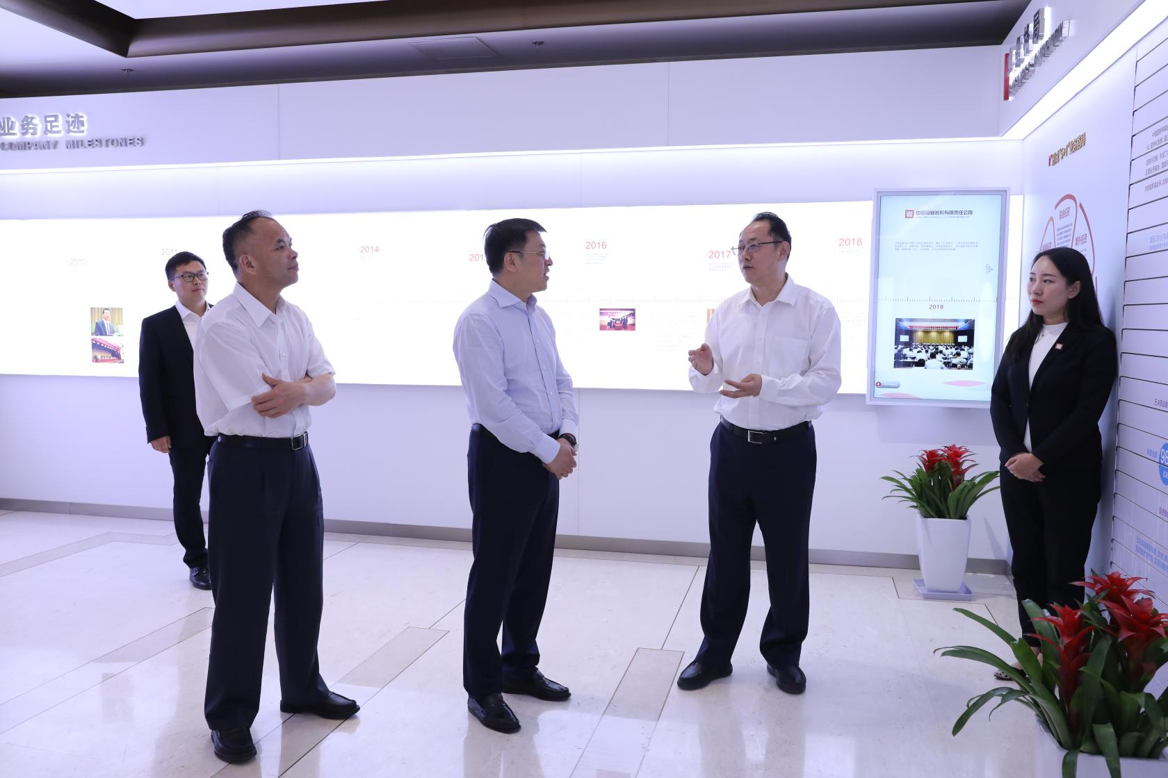 EMC�ױ���(�й�)�����ٷ���վ-EMC SPORTS