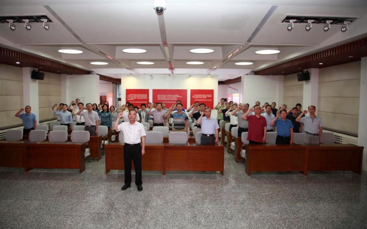 EMC�ױ���(�й�)�����ٷ���վ-EMC SPORTS