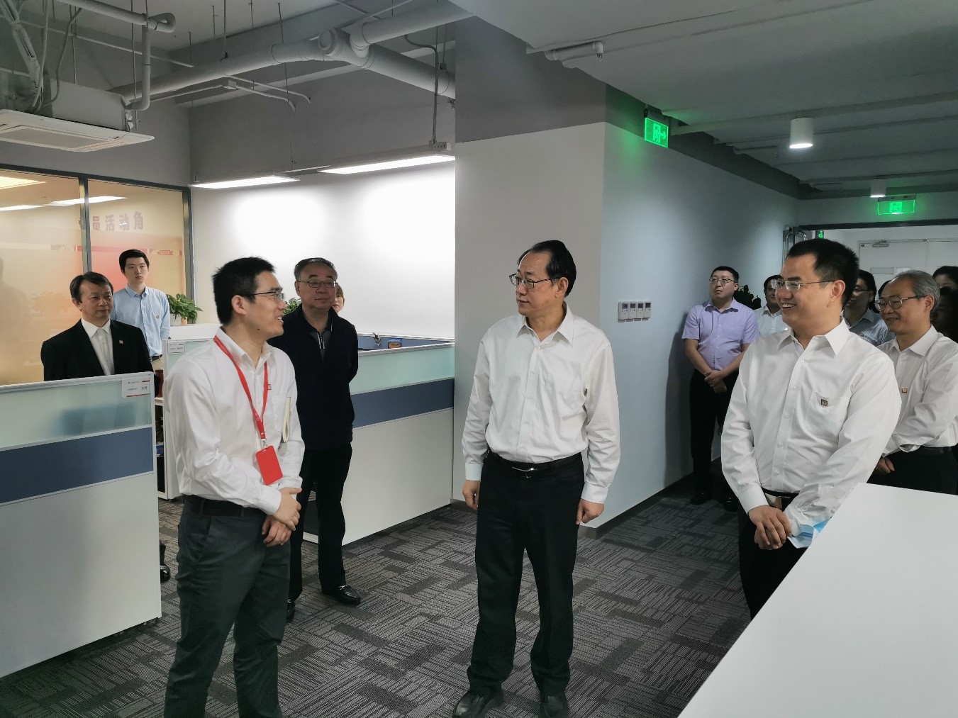 EMC�ױ���(�й�)�����ٷ���վ-EMC SPORTS