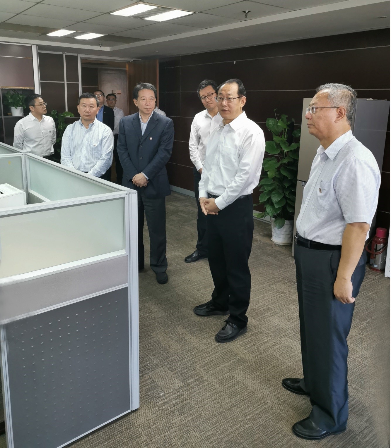 EMC�ױ���(�й�)�����ٷ���վ-EMC SPORTS