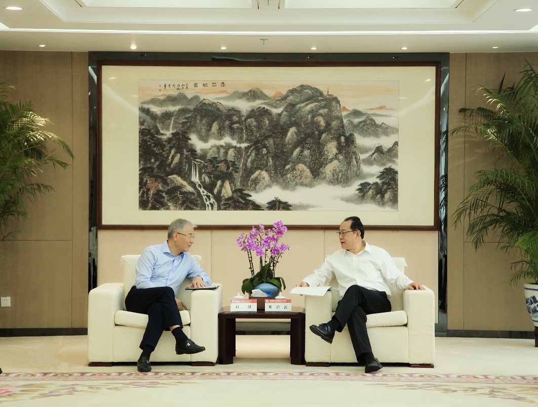 EMC�ױ���(�й�)�����ٷ���վ-EMC SPORTS