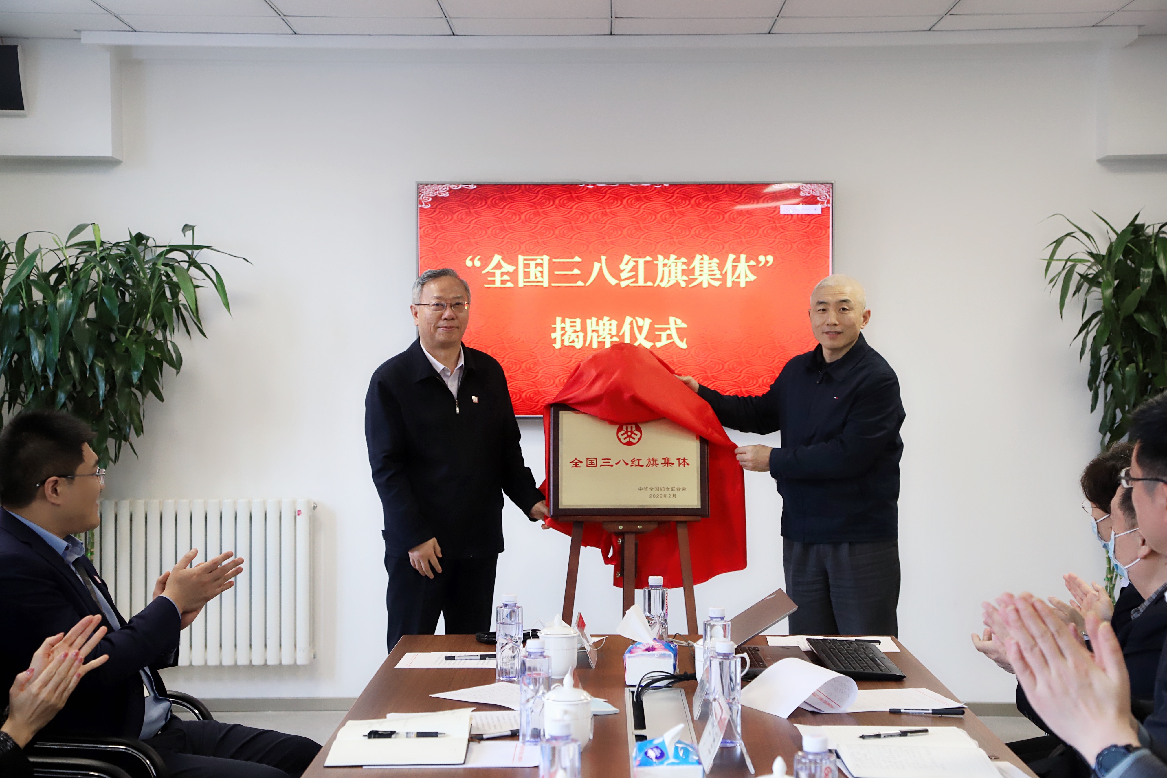 EMC�ױ���(�й�)�����ٷ���վ-EMC SPORTS