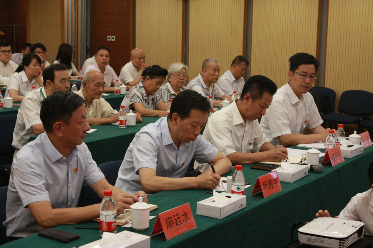 EMC�ױ���(�й�)�����ٷ���վ-EMC SPORTS