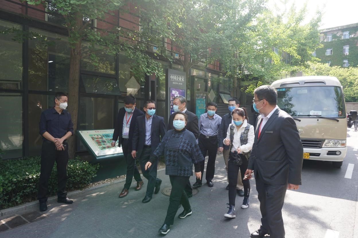 EMC�ױ���(�й�)�����ٷ���վ-EMC SPORTS